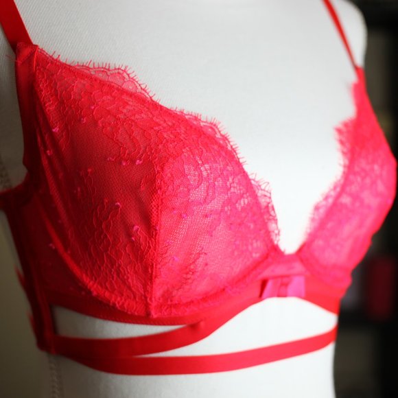 Victoria's Secret ❤ - Picture 3 of 8